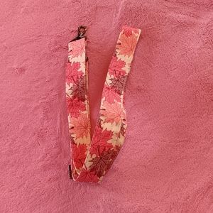 Lug Adjustable 1.5" Bag Strap in Maples Cream